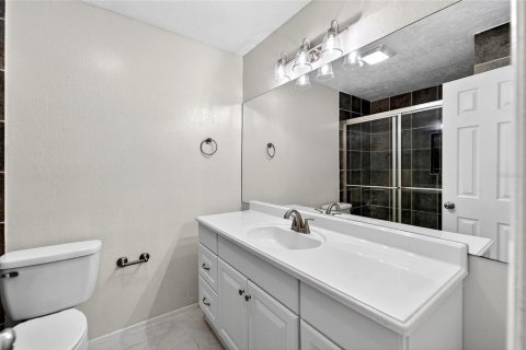 Casa en venta en Brandon, Florida, 3 dormitorios, 166.02 m2 № 1903749 - foto 27