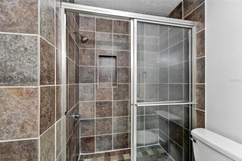 Casa en venta en Brandon, Florida, 3 dormitorios, 166.02 m2 № 1903749 - foto 28