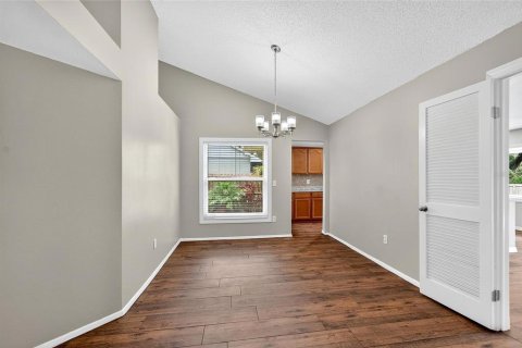 Casa en venta en Brandon, Florida, 3 dormitorios, 166.02 m2 № 1903749 - foto 12