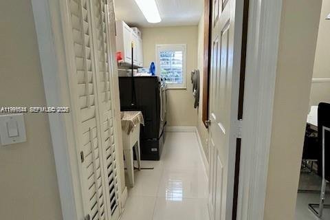 House in Coral Springs, Florida 4 bedrooms, 212.1 sq.m. № 2059319 - photo 9