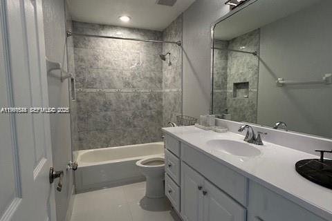 House in Coral Springs, Florida 4 bedrooms, 212.1 sq.m. № 2059319 - photo 19