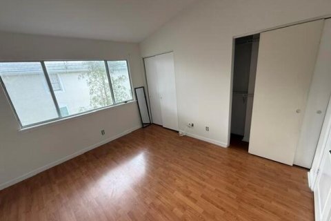 Adosado en alquiler en Coral Springs, Florida, 3 dormitorios, 108.7 m2 № 2272411 - foto 10