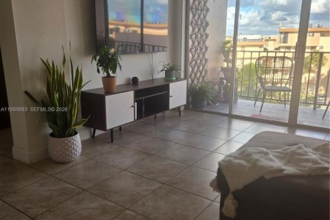 Apartment in Miami, Florida 1 bedroom, 71.44 sq.m. № 2009036 - photo 5