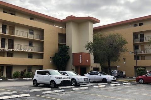 Apartment in Miami, Florida 1 bedroom, 71.44 sq.m. № 2009036 - photo 2