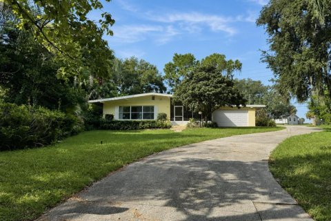 Casa en venta en Winter Haven, Florida, 5 dormitorios, 323.49 m2 № 2339487 - foto 4