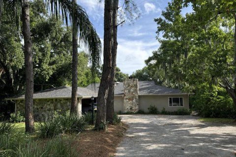 Casa en venta en Winter Haven, Florida, 5 dormitorios, 323.49 m2 № 2339487 - foto 2