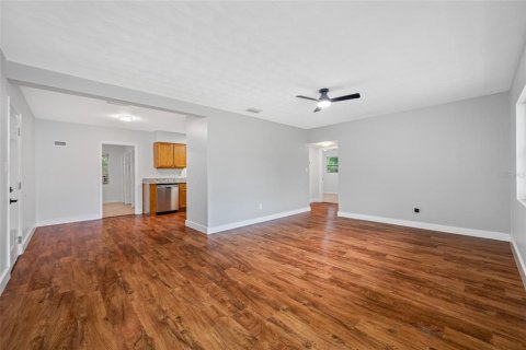 Casa en venta en Clearwater, Florida, 3 dormitorios, 114.92 m2 № 1884267 - foto 16