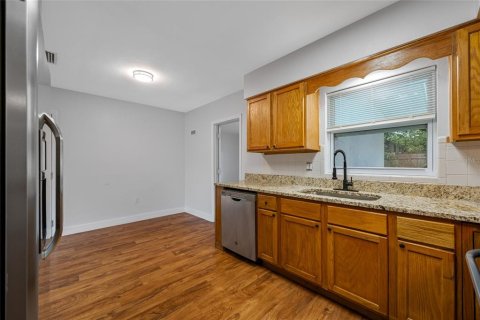 Casa en venta en Clearwater, Florida, 3 dormitorios, 114.92 m2 № 1884267 - foto 10