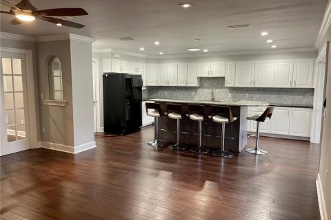 Casa en alquiler en Sarasota, Florida, 3 dormitorios, 204.01 m2 № 2157942 - foto 9