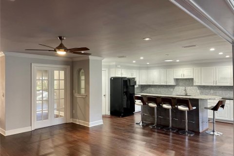 Casa en alquiler en Sarasota, Florida, 3 dormitorios, 204.01 m2 № 2157942 - foto 11
