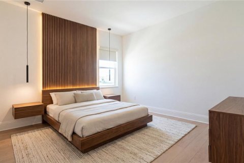 Casa en venta en Orlando, Florida, 5 dormitorios, 623 m2 № 2112200 - foto 26