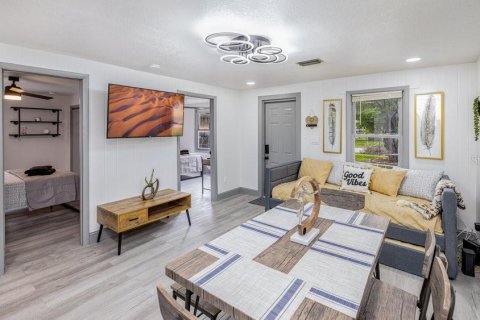 Villa ou maison à louer à Orlando, Floride: 3 chambres, 94.11 m2 № 528145 - photo 7