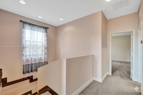 Villa ou maison à vendre à Tamarac, Floride: 3 chambres, 171.13 m2 № 1955890 - photo 10