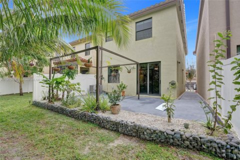 Villa ou maison à vendre à Tamarac, Floride: 3 chambres, 171.13 m2 № 1955890 - photo 21