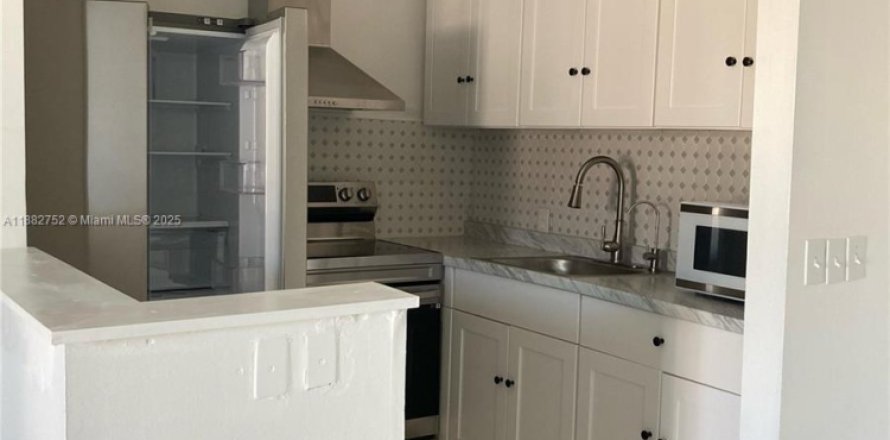 Condominio en Boca Raton, Florida, 1 dormitorio № 1932375