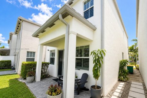 Villa ou maison à louer à Tamarac, Floride: 3 chambres, 172.05 m2 № 2281650 - photo 19