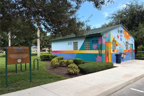Villa ou maison à louer à Tamarac, Floride: 3 chambres, 172.05 m2 № 2281650 - photo 25