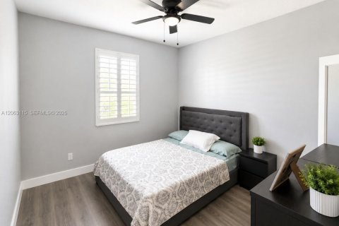 Villa ou maison à louer à Tamarac, Floride: 3 chambres, 172.05 m2 № 2281650 - photo 16