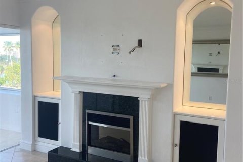 Снять в аренду кондоминиум в Сарасота, Флорида 5 комнат, 156.26м2, № 1525872 - фото 11
