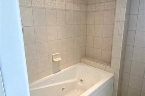 Снять в аренду кондоминиум в Сарасота, Флорида 5 комнат, 156.26м2, № 1525872 - фото 23
