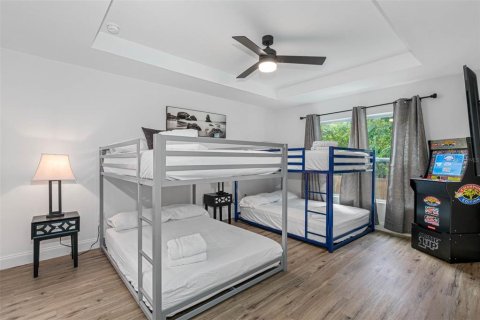 House in Tampa, Florida 3 bedrooms, 149.67 sq.m. № 1782298 - photo 11