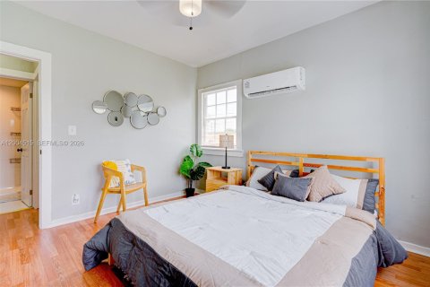 Condo in Miami, Florida, 2 bedrooms  № 2069624 - photo 18