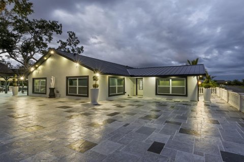 Villa ou maison à vendre à St. Lucie, Floride: 5 chambres, 308.16 m2 № 2271453 - photo 8