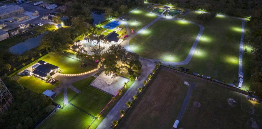 Villa ou maison à St. Lucie, Floride 5 chambres, 308.16 m2 № 2271453