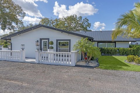 Villa ou maison à vendre à St. Lucie, Floride: 5 chambres, 308.16 m2 № 2271453 - photo 6