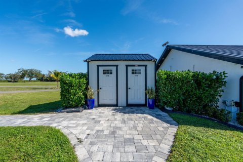 Villa ou maison à vendre à St. Lucie, Floride: 5 chambres, 308.16 m2 № 2271453 - photo 27
