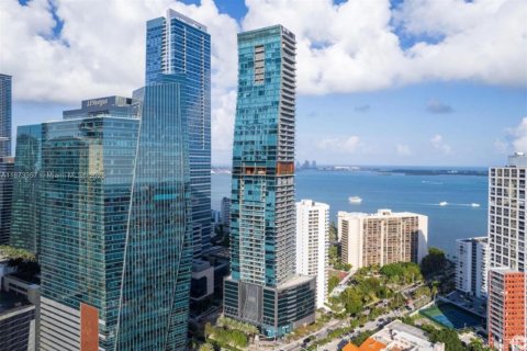 Condominio en venta en Miami, Florida, 1 dormitorio, 73.58 m2 № 1979960 - foto 1