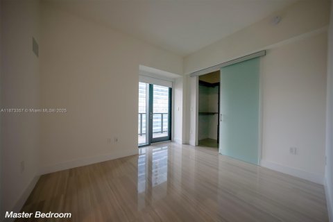 Condominio en venta en Miami, Florida, 1 dormitorio, 73.58 m2 № 1979960 - foto 8