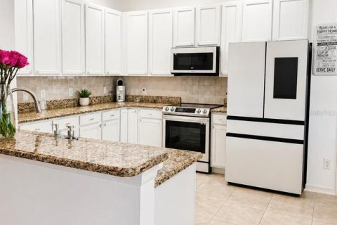 Купить виллу или дом в Ленд-о-Лейкс, Флорида 3 комнаты, 209.68м2, № 2092143 - фото 10