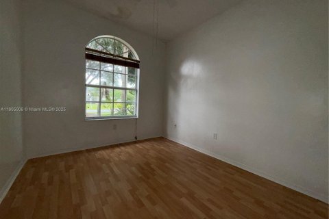 House in Homestead, Florida 3 bedrooms, 162.58 sq.m. № 2053003 - photo 13