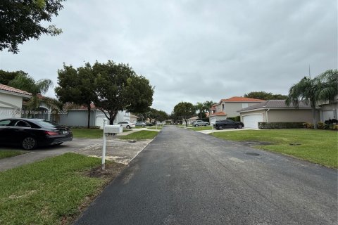 House in Homestead, Florida 3 bedrooms, 162.58 sq.m. № 2053003 - photo 22