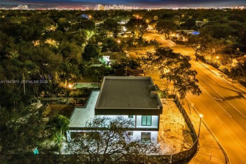 Villa ou maison à vendre à Miami Shores, Floride: 4 chambres № 2004580 - photo 22