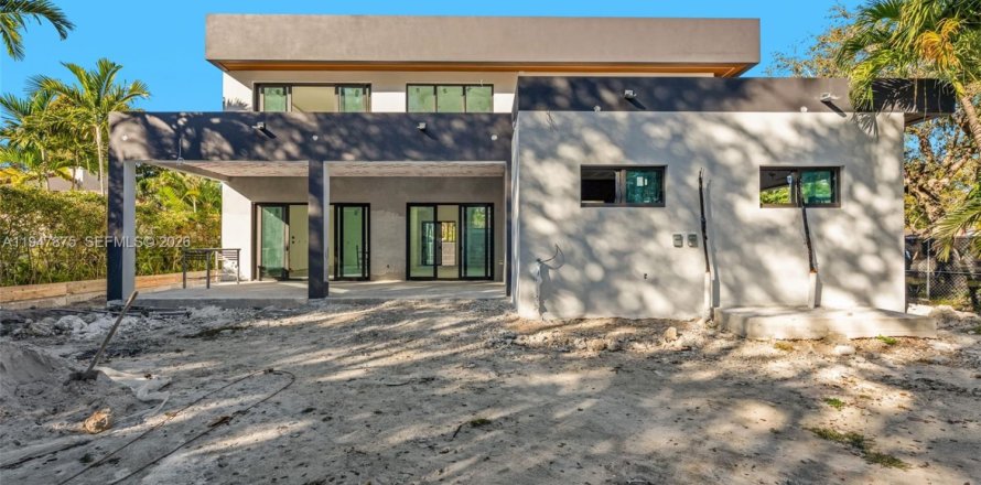 Villa ou maison à Miami Shores, Floride 4 chambres № 2004580