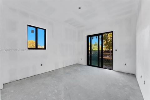 Villa ou maison à vendre à Miami Shores, Floride: 4 chambres № 2004580 - photo 10