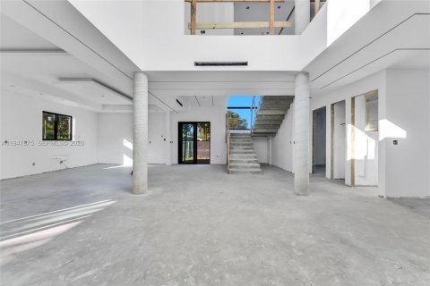 Villa ou maison à vendre à Miami Shores, Floride: 4 chambres № 2004580 - photo 6