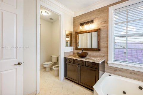 House in Miramar, Florida 5 bedrooms, 324.04 sq.m. № 2018867 - photo 23