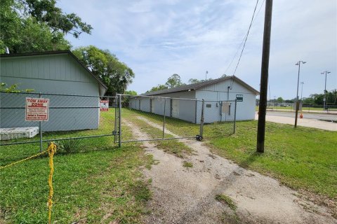 Propiedad comercial en alquiler en Bunnell, Florida № 1629075 - foto 6