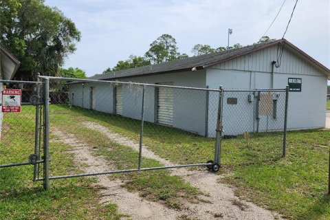 Propiedad comercial en alquiler en Bunnell, Florida № 1629075 - foto 7