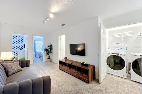 Townhouse in Kissimmee, Florida 4 bedrooms, 194.17 sq.m. № 2093703 - photo 18