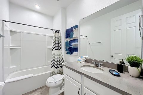 Townhouse in Kissimmee, Florida 4 bedrooms, 194.17 sq.m. № 2093703 - photo 16
