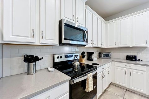 Townhouse in Kissimmee, Florida 4 bedrooms, 194.17 sq.m. № 2093703 - photo 9