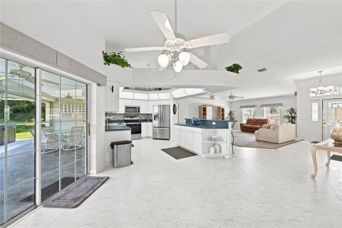 Villa ou maison à vendre à Port Charlotte, Floride: 3 chambres, 188.59 m2 № 2337346 - photo 12