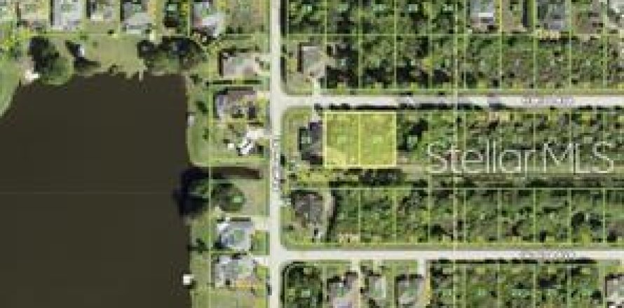 Land in Port Charlotte, Florida № 1534957