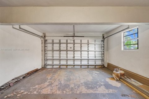 Casa en alquiler en Sunrise, Florida, 4 dormitorios, 150.87 m2 № 2065270 - foto 22