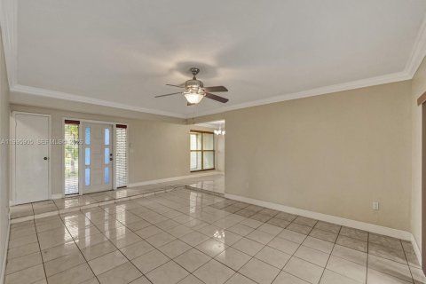 Casa en alquiler en Sunrise, Florida, 4 dormitorios, 150.87 m2 № 2065270 - foto 6