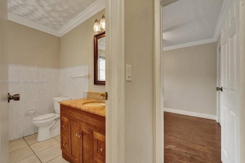 Casa en alquiler en Sunrise, Florida, 4 dormitorios, 150.87 m2 № 2065270 - foto 27